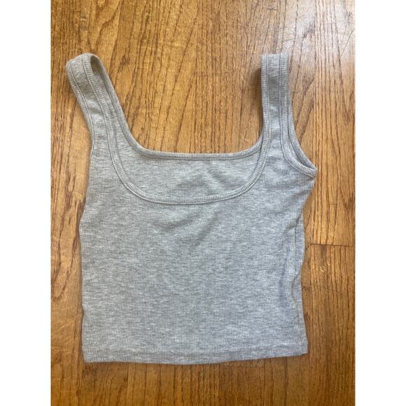 Closet staple gray ribbed cropped tank - Picture 1 of 2